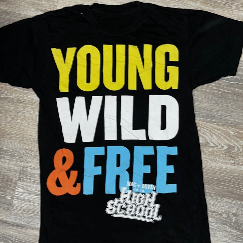 Black YellowWhiteOrangeBabyBlue Max+Devin Go To High School Large